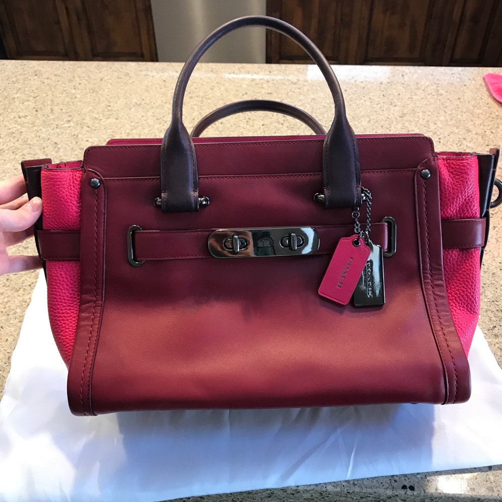 Coach Swagger colorblock 56039